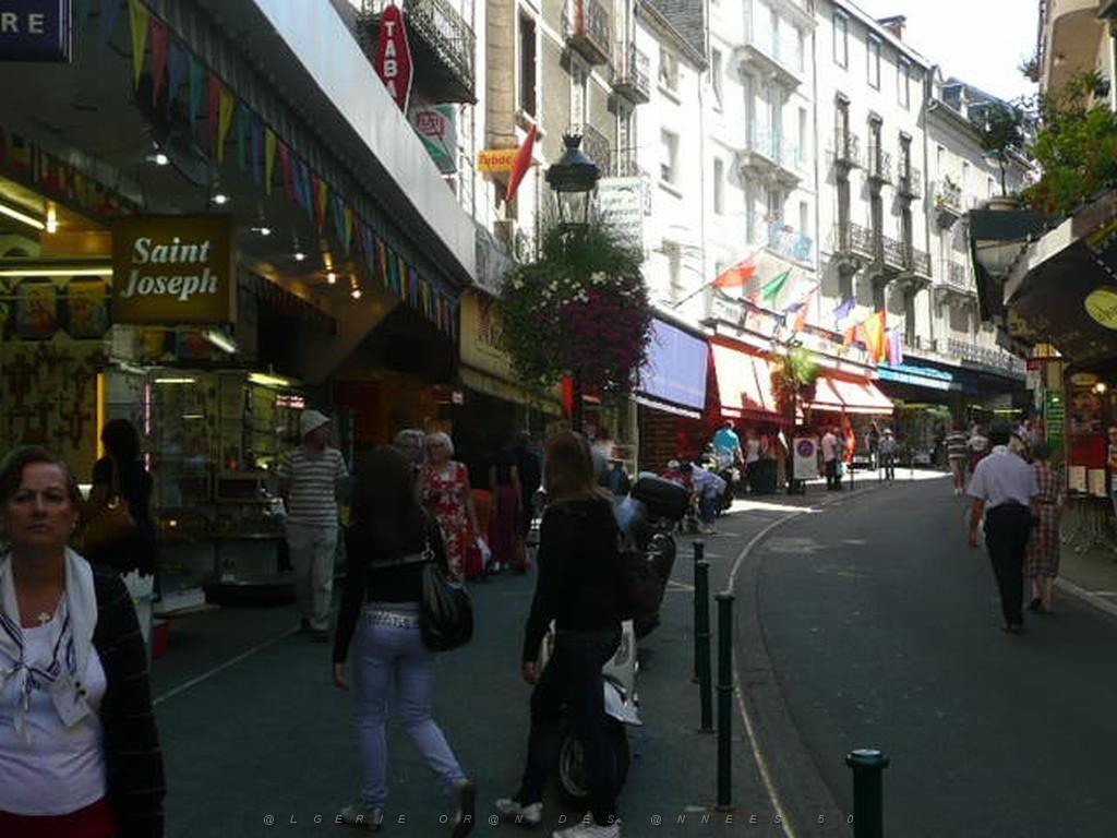 LOURDES 2010   (55).JPG